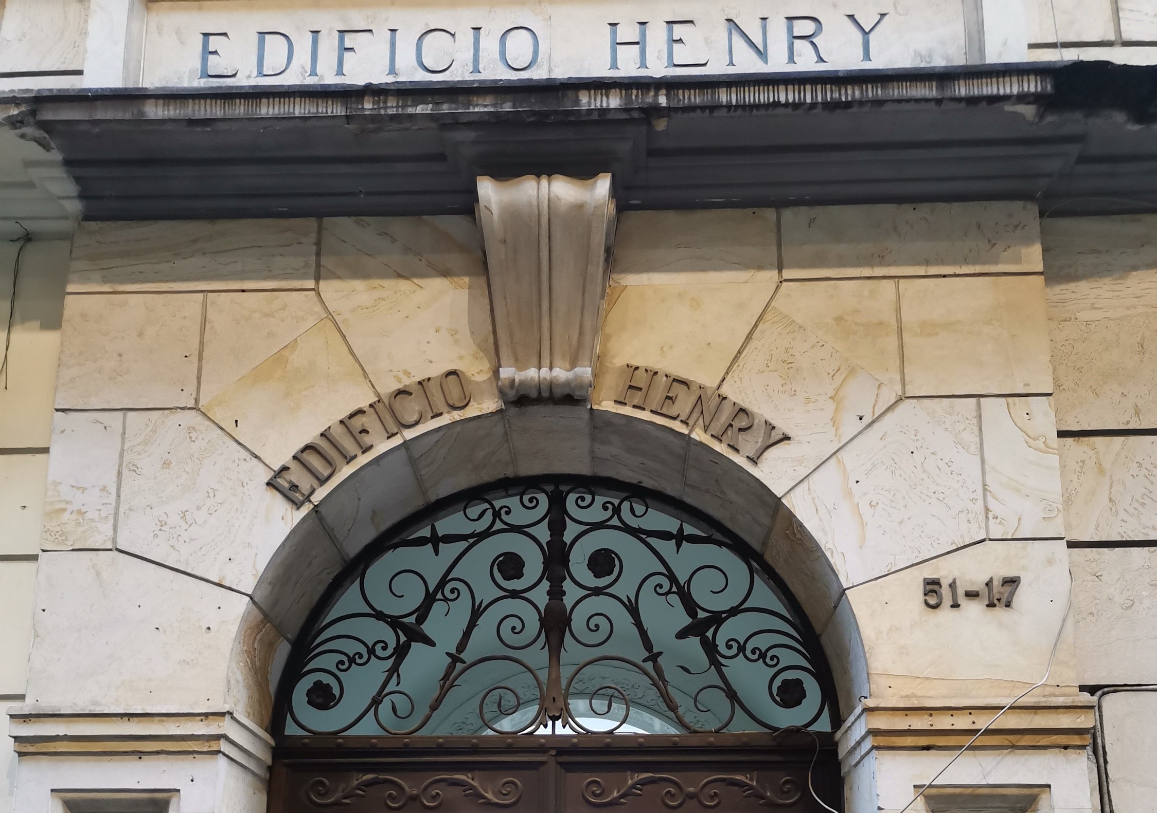 Imagen Edifico Henry